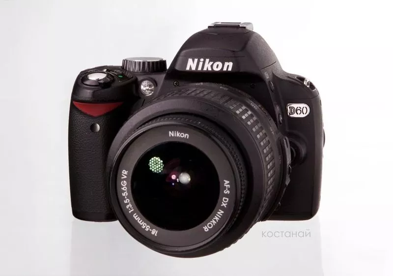 Фотоапарат NikonD60 зеркальный,  новый