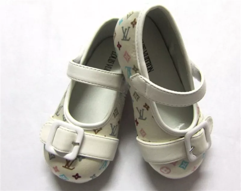 Оптовая детской одежды и обуви и высокое качество 6