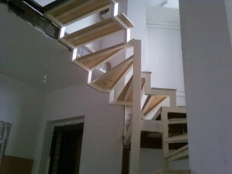 Лестницы, из дерева, металла, бетона. 