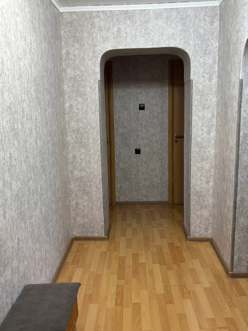 Продам 2х комнатную кв в центре города 2